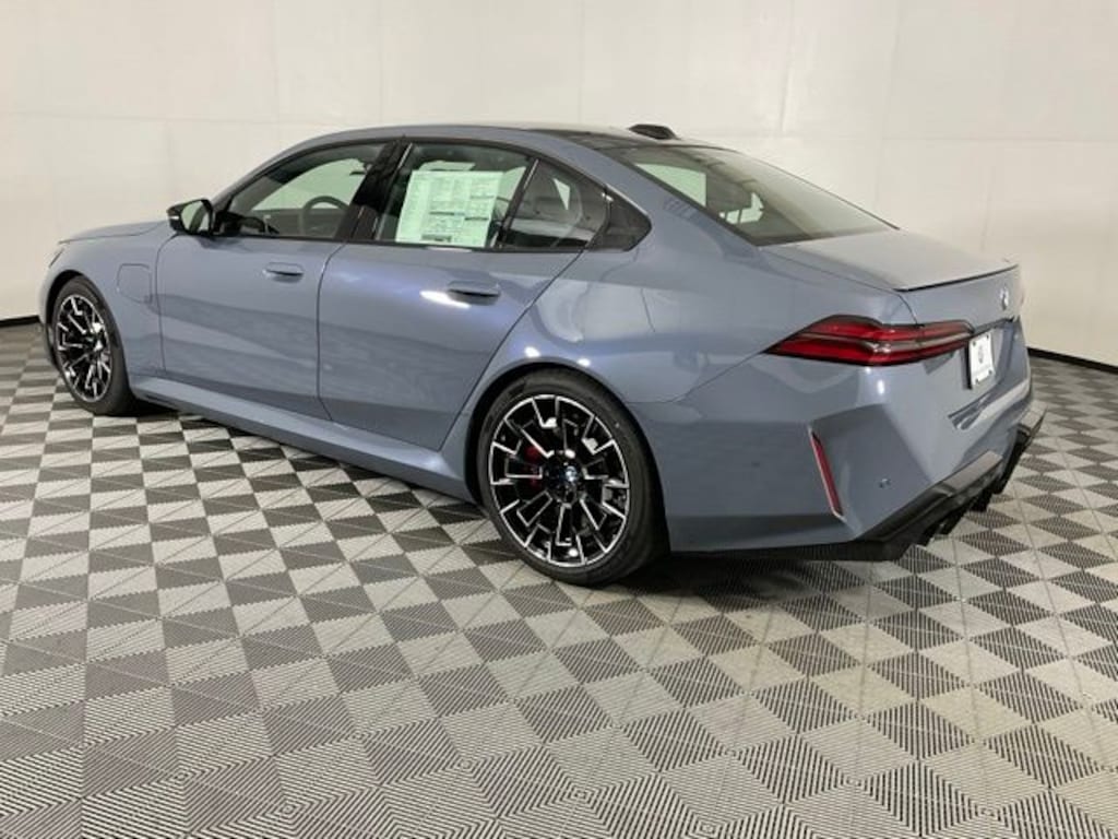 New 2026 BMW M5 Sedan