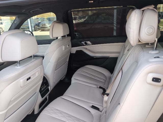 2022 Bmw X7 xDrive40i photo 4