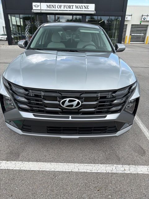 2025 Hyundai Tucson SE FWD's photo