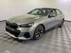 2026 BMW 550e xDrive Sedan