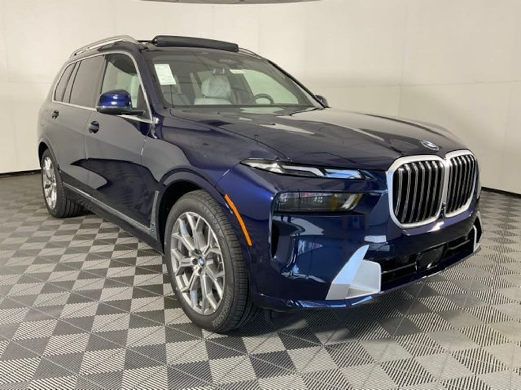 New 2026 BMW X7 xDrive40i SUV