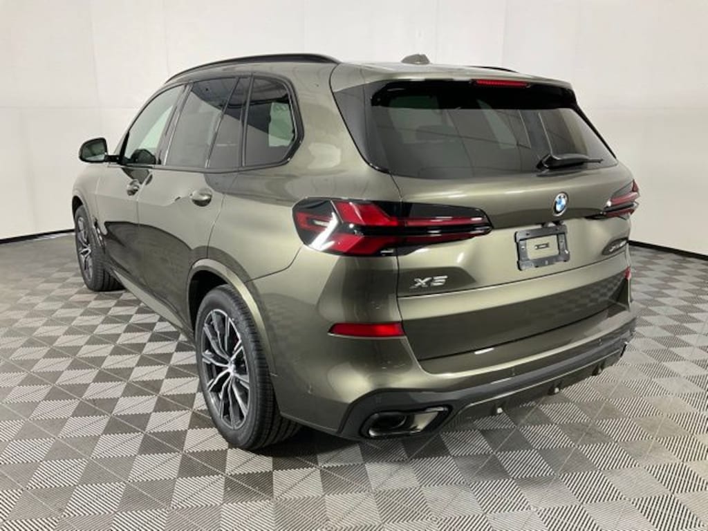 New 2026 BMW X5 xDrive40i SUV