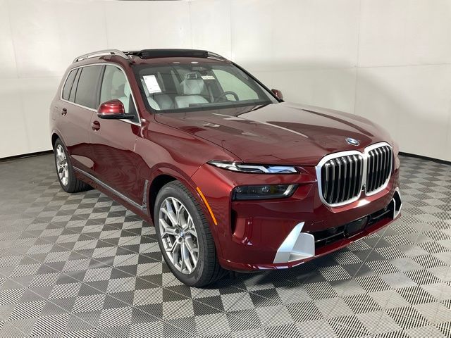 2025 BMW X7 Review | Color Options & New Models Available in Fort