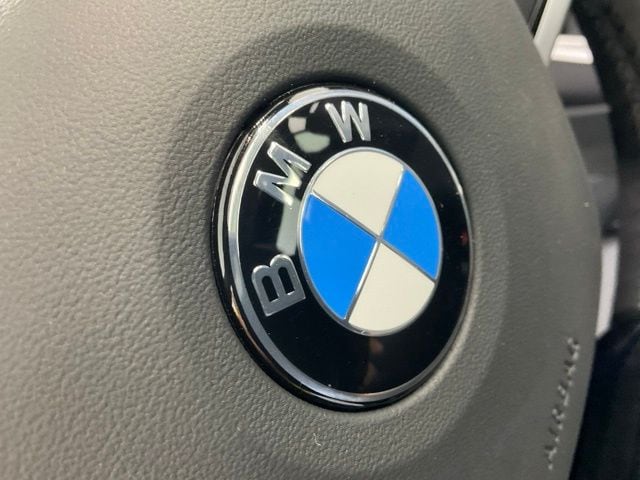 2025 BMW 3 Series 330i - Photo 46