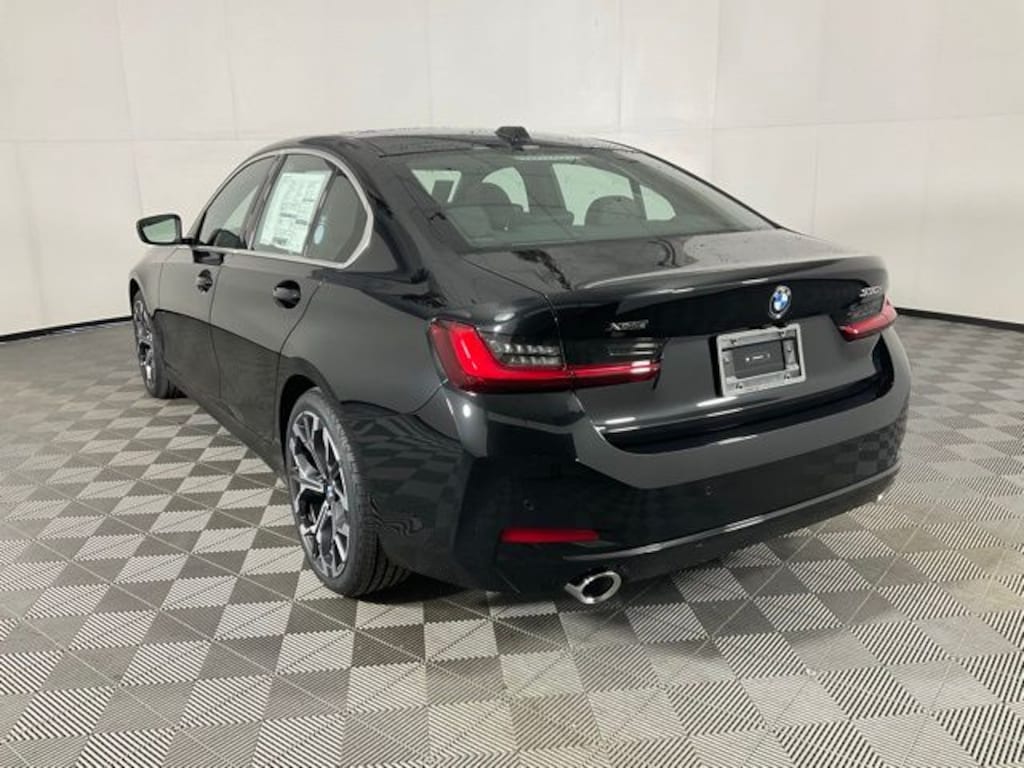 New 2026 BMW 330i xDrive Sedan