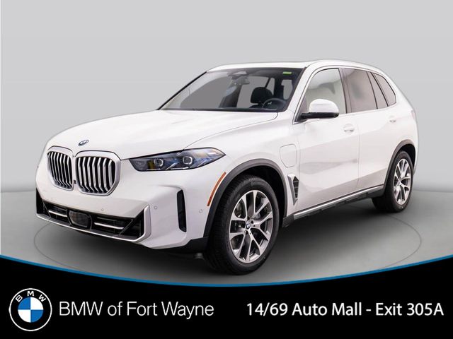 2026 BMW X5 xDrive50e's photo