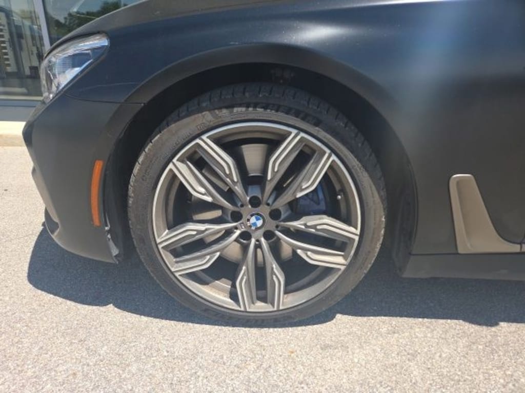 Used 2018 BMW M760i xDrive Sedan