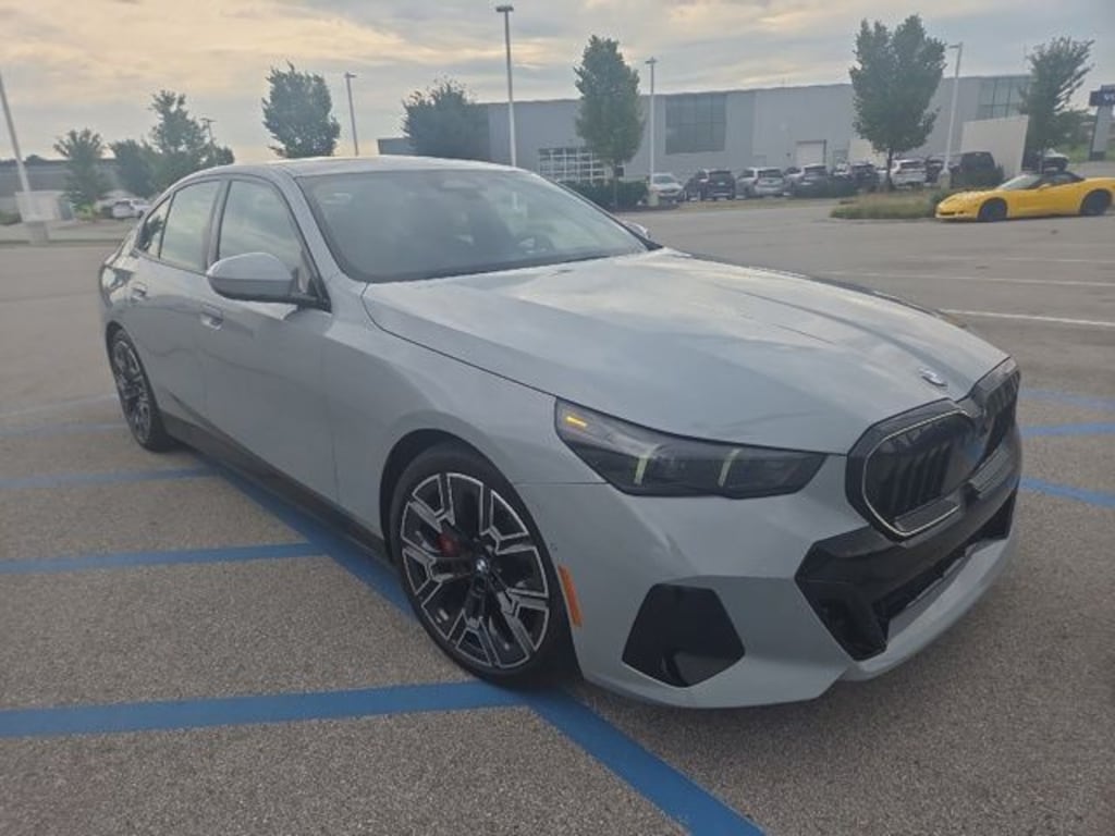 Certified 2024 BMW 530i xDrive Sedan
