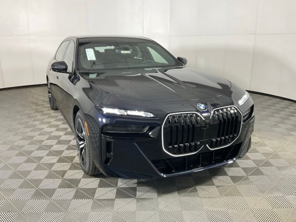 New 2026 BMW 760i xDrive Sedan