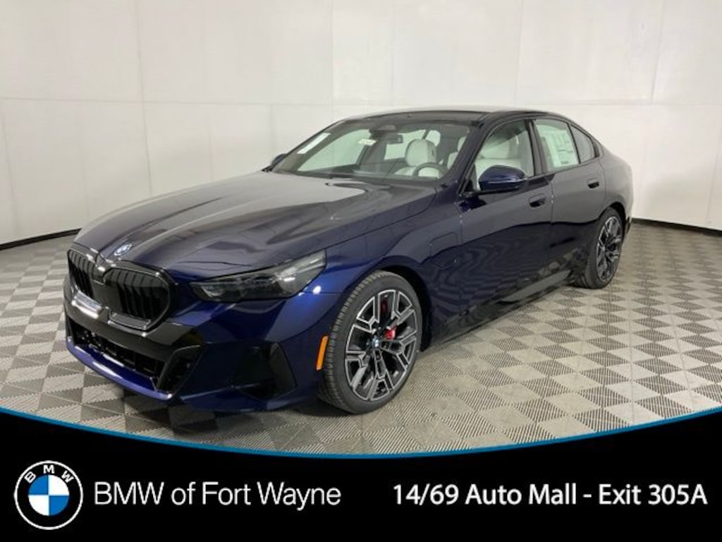 New 2026 BMW 550e xDrive Sedan