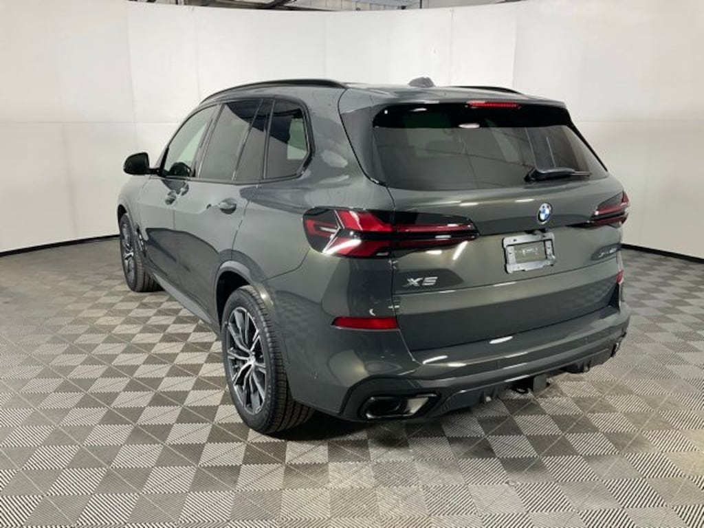 New 2026 BMW X5 xDrive40i SUV