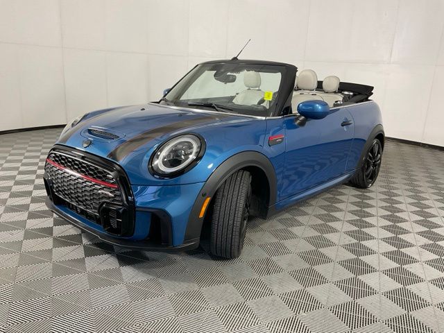 2023 MINI Convertible John Cooper Works's photo