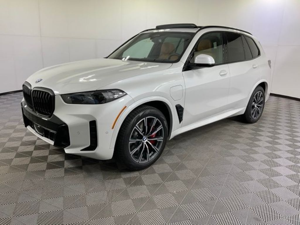 New 2026 BMW X5 PHEV xDrive50e SUV