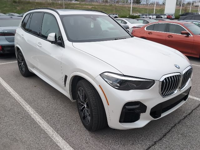 2022 BMW X5's photo