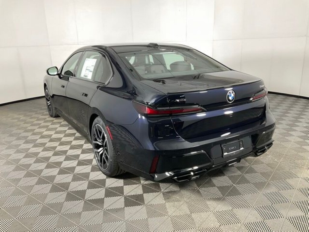 New 2026 BMW 760i xDrive Sedan