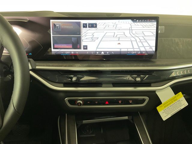 2026 BMW X7 40i - Photo 16