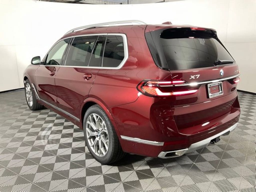New 2026 BMW X7 xDrive40i SUV