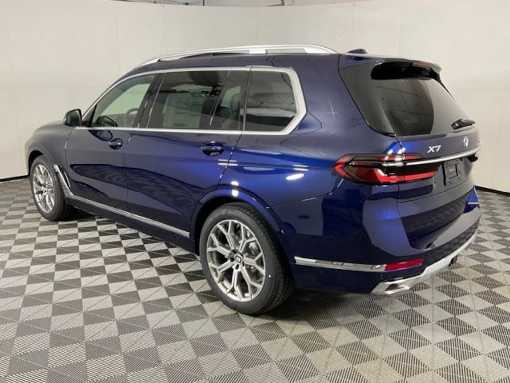 New 2026 BMW X7 xDrive40i SUV