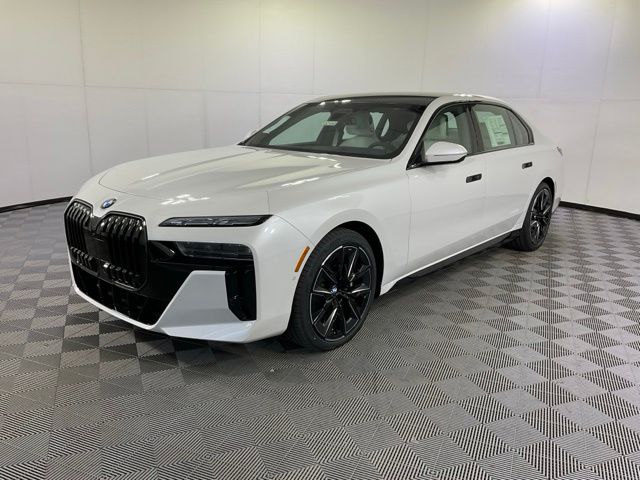 2026 BMW 7 Series 760i xDrive Sedan's photo