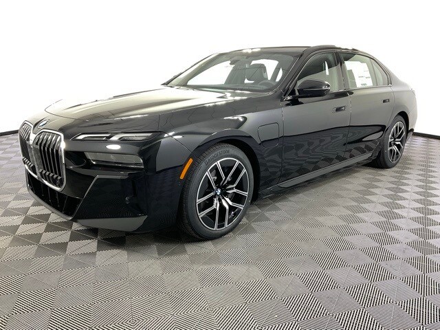 2025 Bmw 750e 750e xDrive photo 2