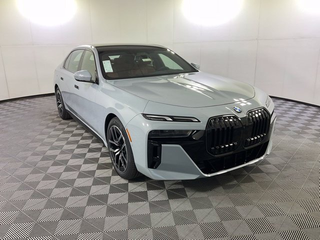 New 2026 BMW 760i xDrive Sedan