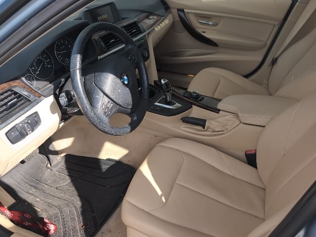2014 Bmw 320i xDrive photo 2