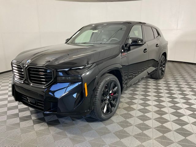 2026 BMW XM Base's photo