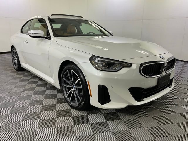 2024 Bmw 230i xDrive photo 4