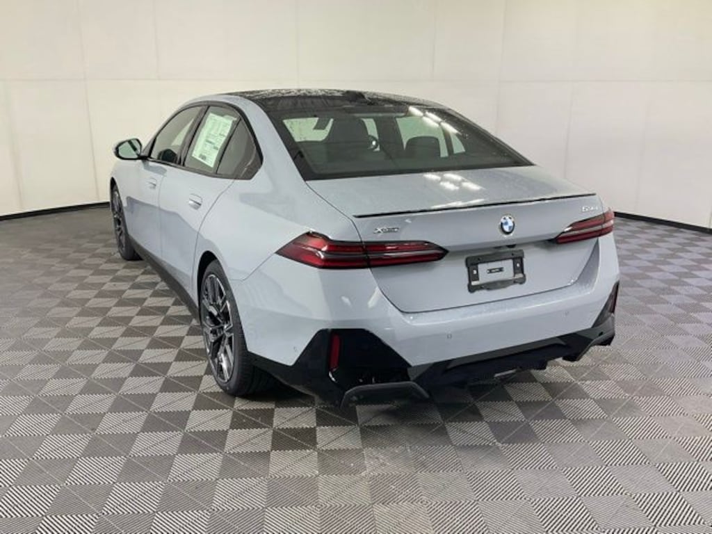New 2027 BMW 530i xDrive Sedan