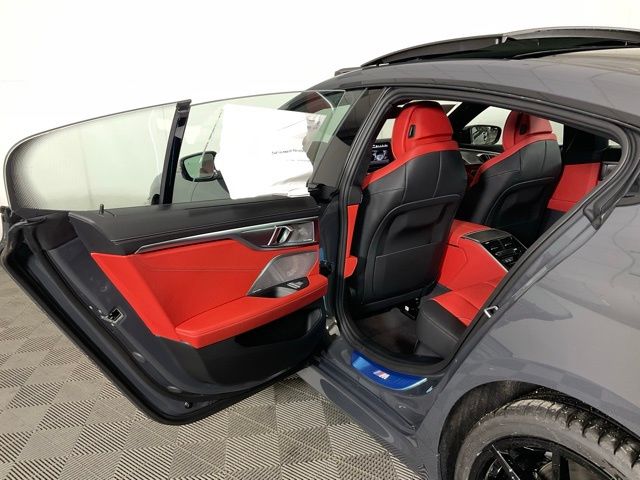 2026 BMW 8 Series 840i - Photo 32