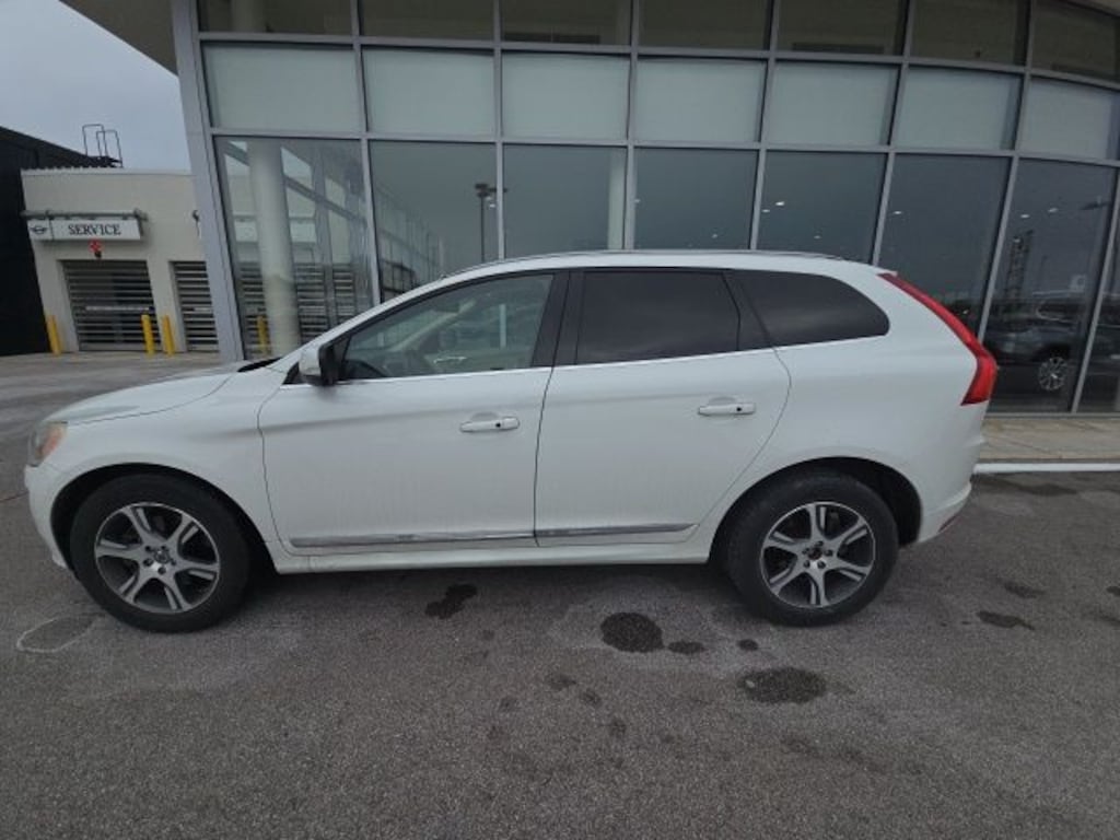 Used 2015 Volvo XC60 T6 Premier Plus SUV