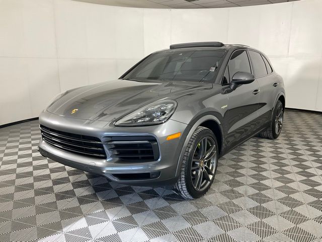 2020 Porsche Cayenne E-Hybrid's photo