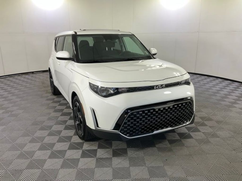 Used 2025 Kia Soul EX Hatchback