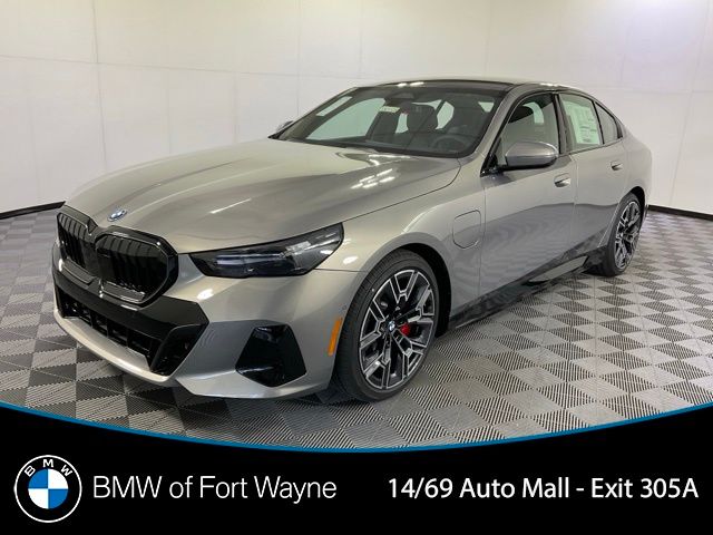 2026 BMW 5 Series 550e xDrive Sedan's photo