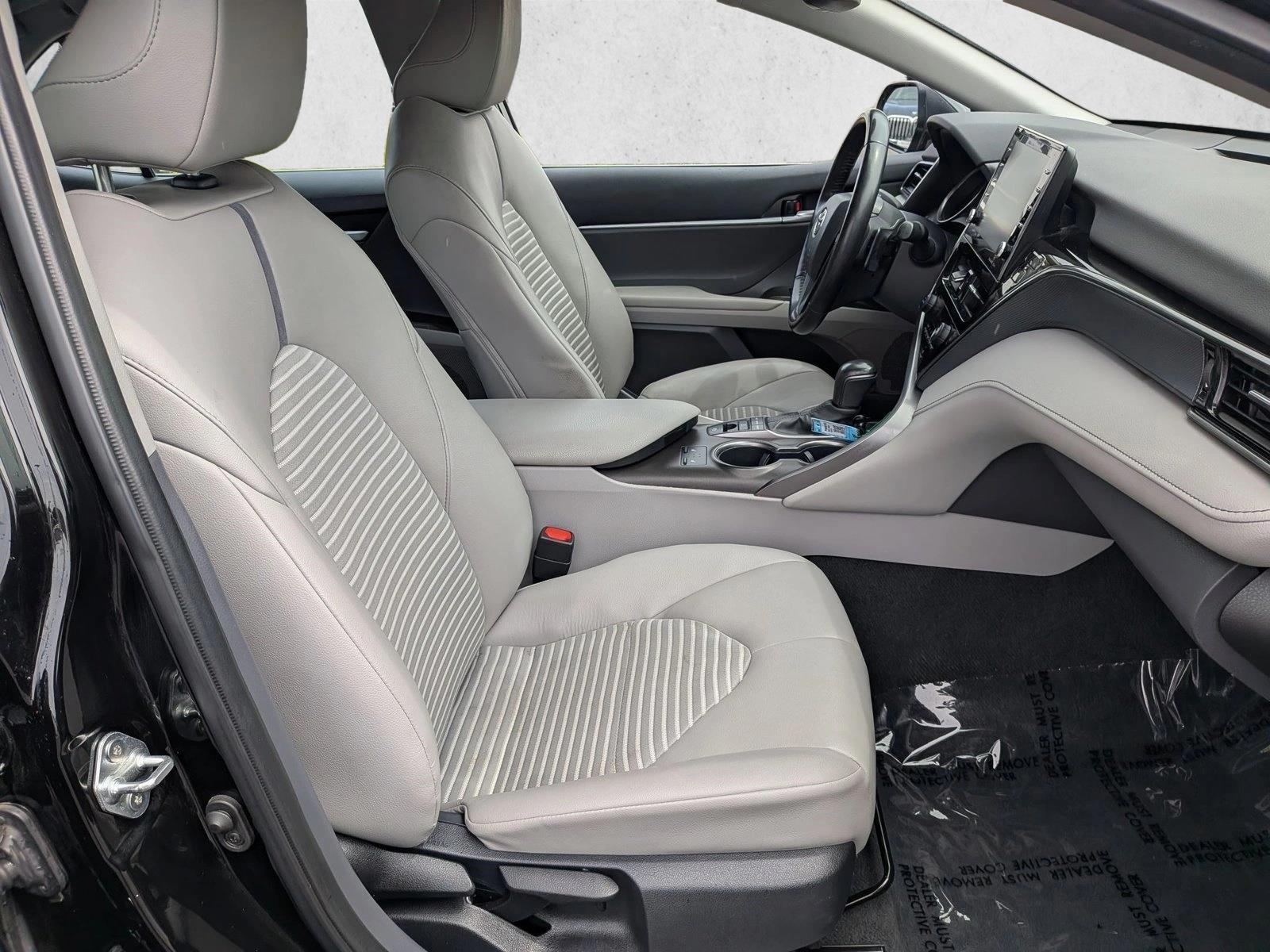 2023 Toyota Camry SE - Photo 20