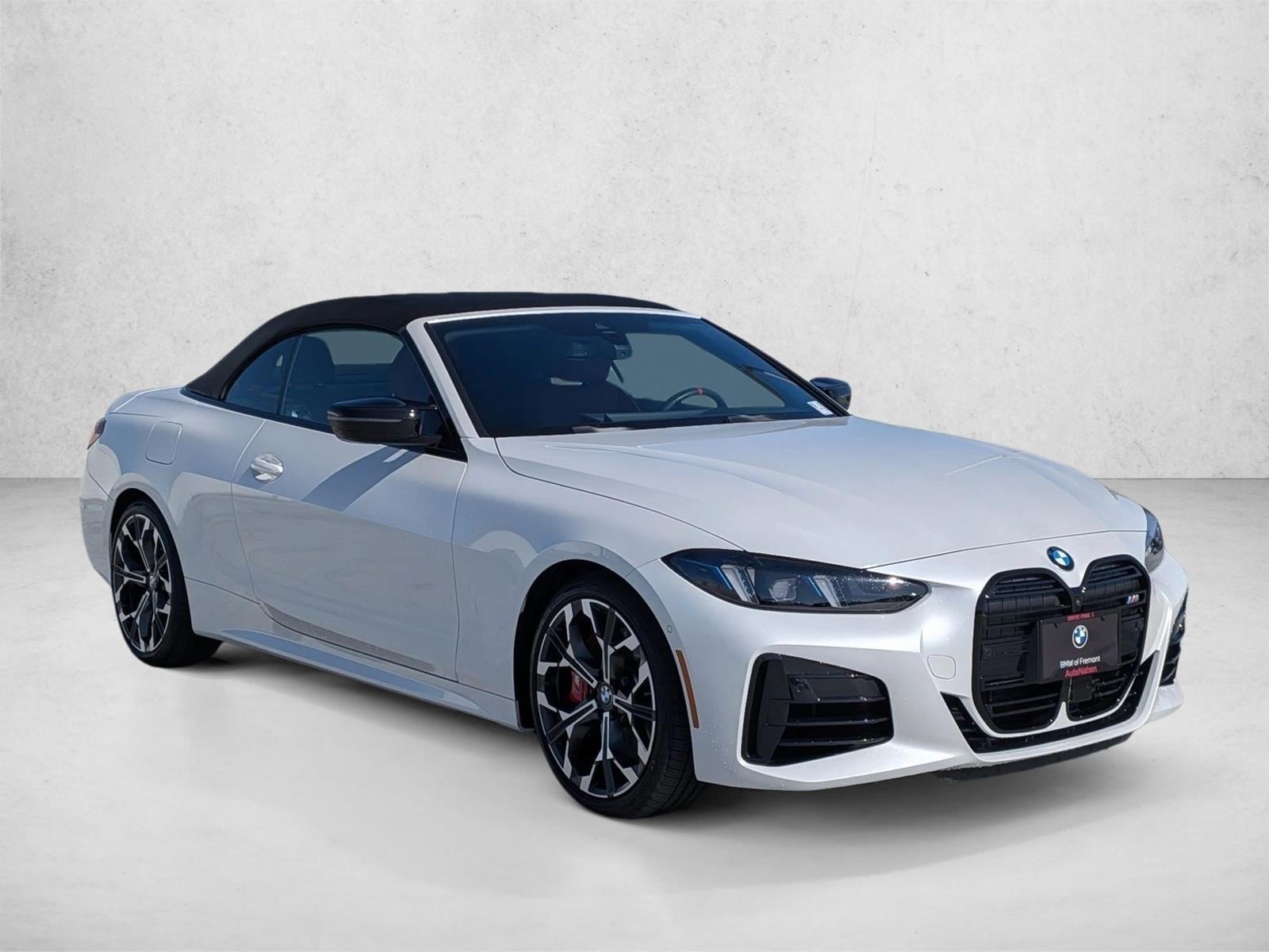 2026 BMW M440i photo 2