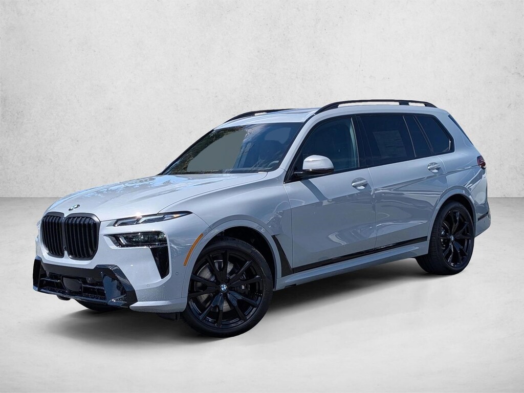 New 2026 BMW X7 xDrive40i SUV