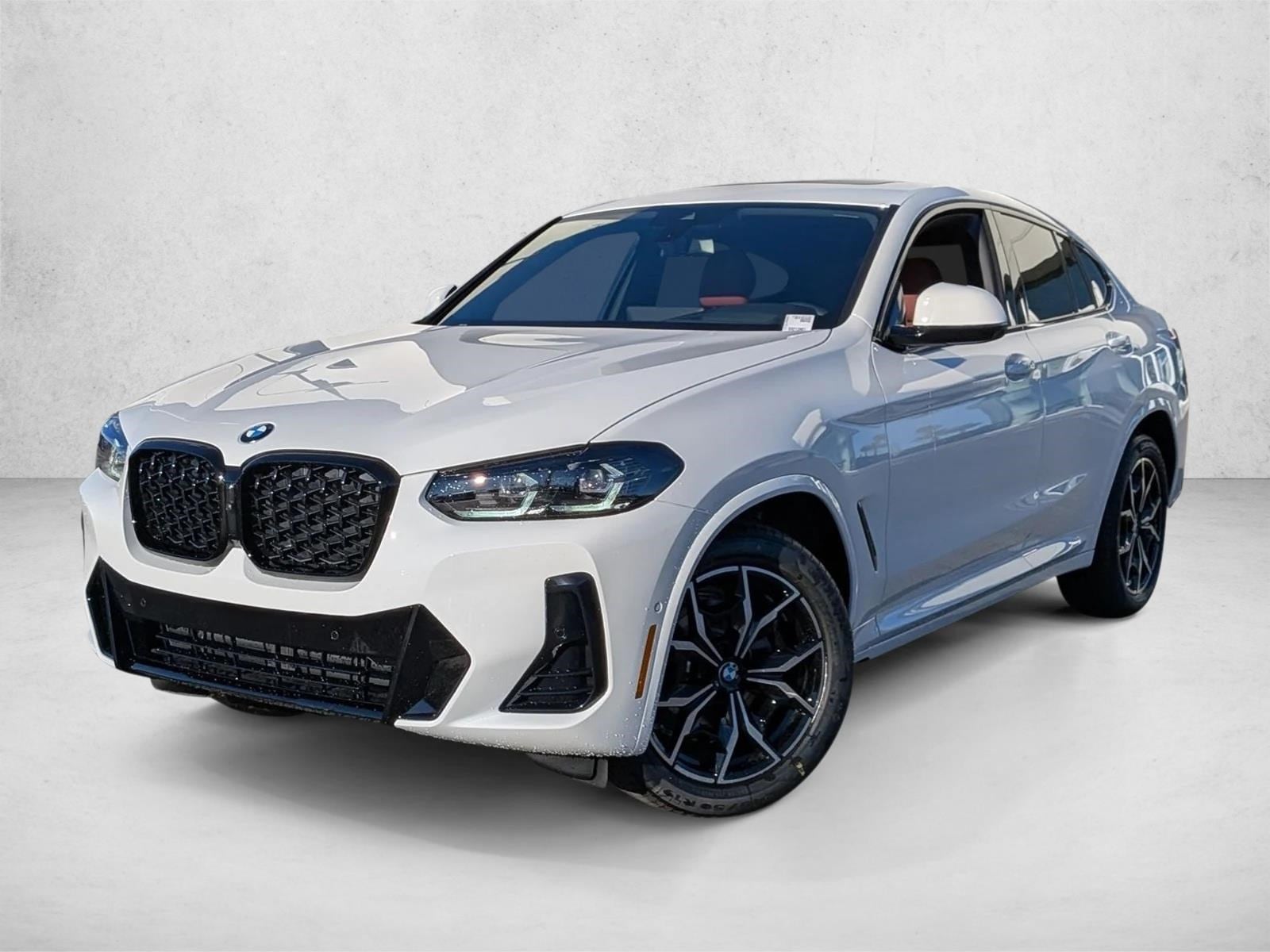 2025 BMW X4 30i's photo