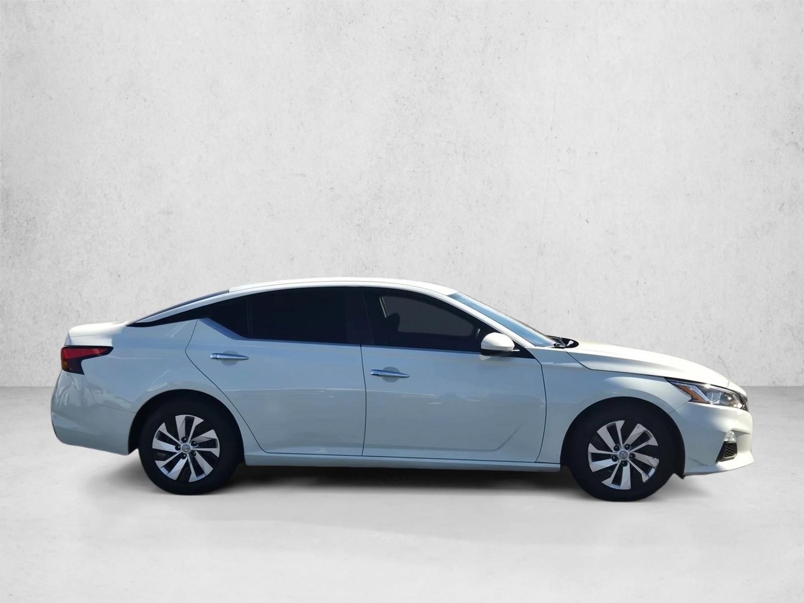 2019 Nissan Altima 2.5 S photo 4