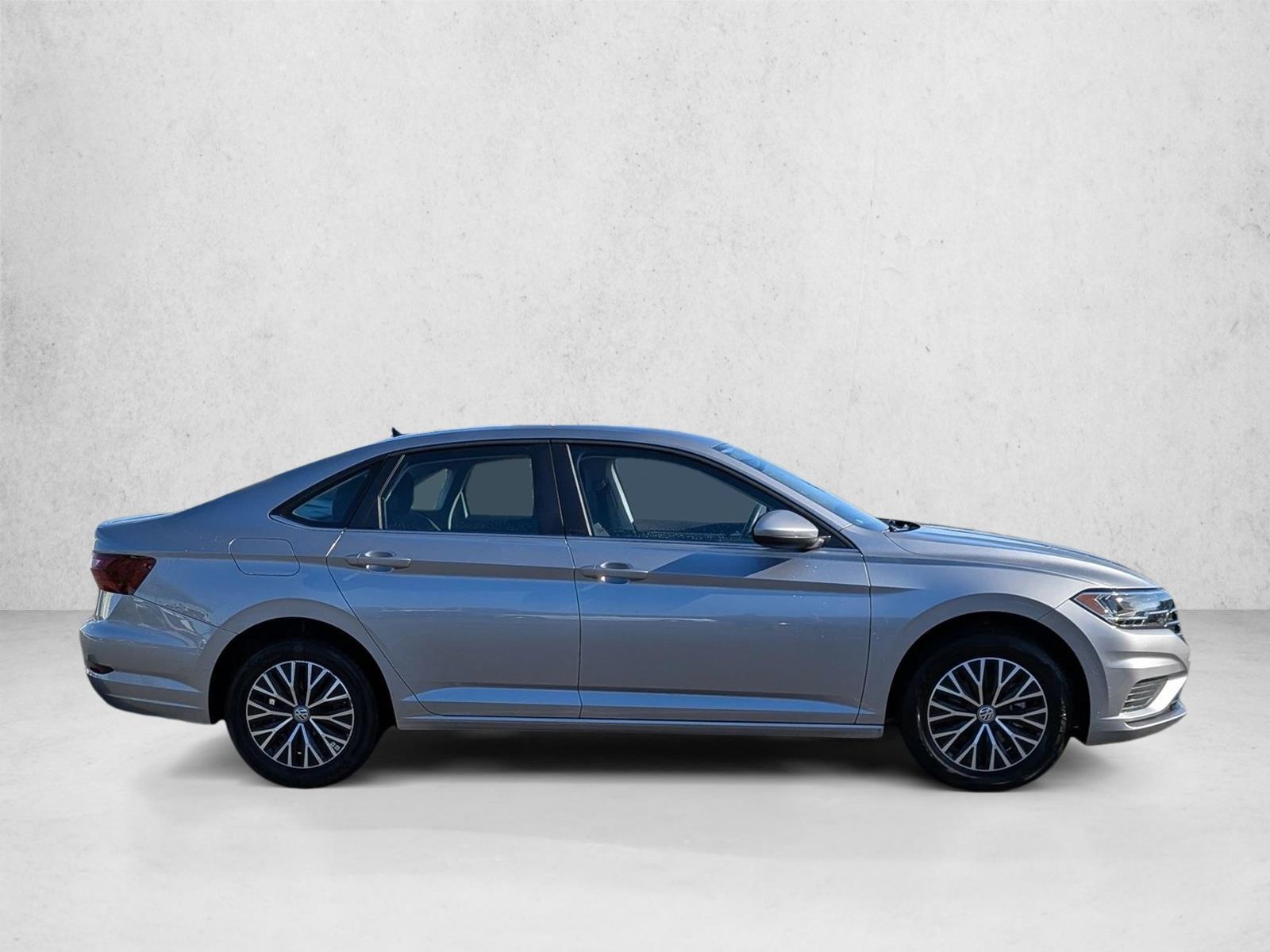 2021 Volkswagen Jetta 1.4T SE photo 4