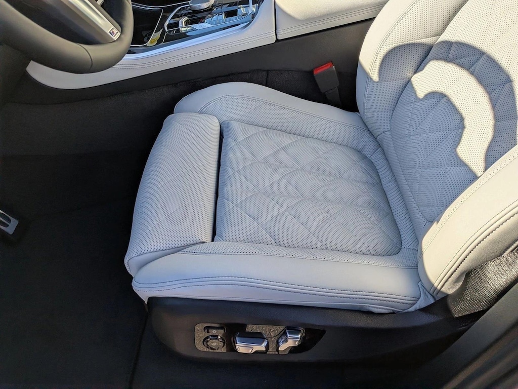 New 2026 BMW X5 xDrive40i SUV