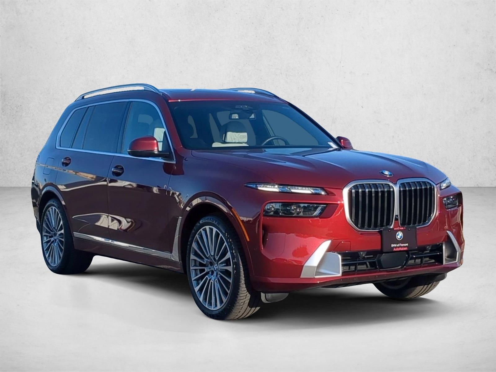 2025 BMW X7 xDrive40i photo 2