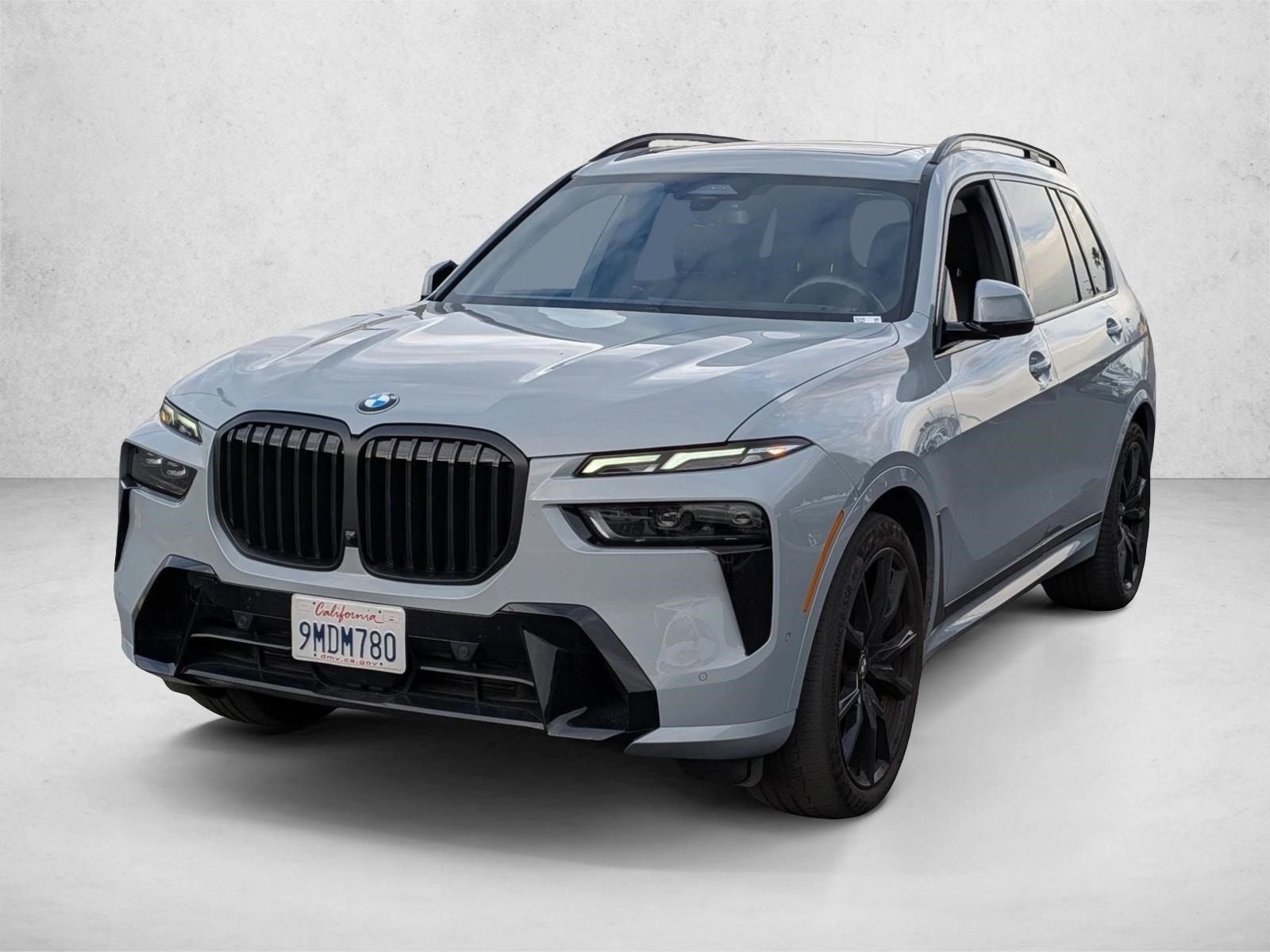 2024 BMW X7 40i's photo