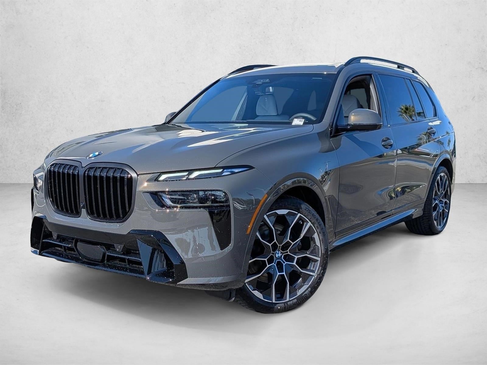 2026 BMW X7 40i's photo