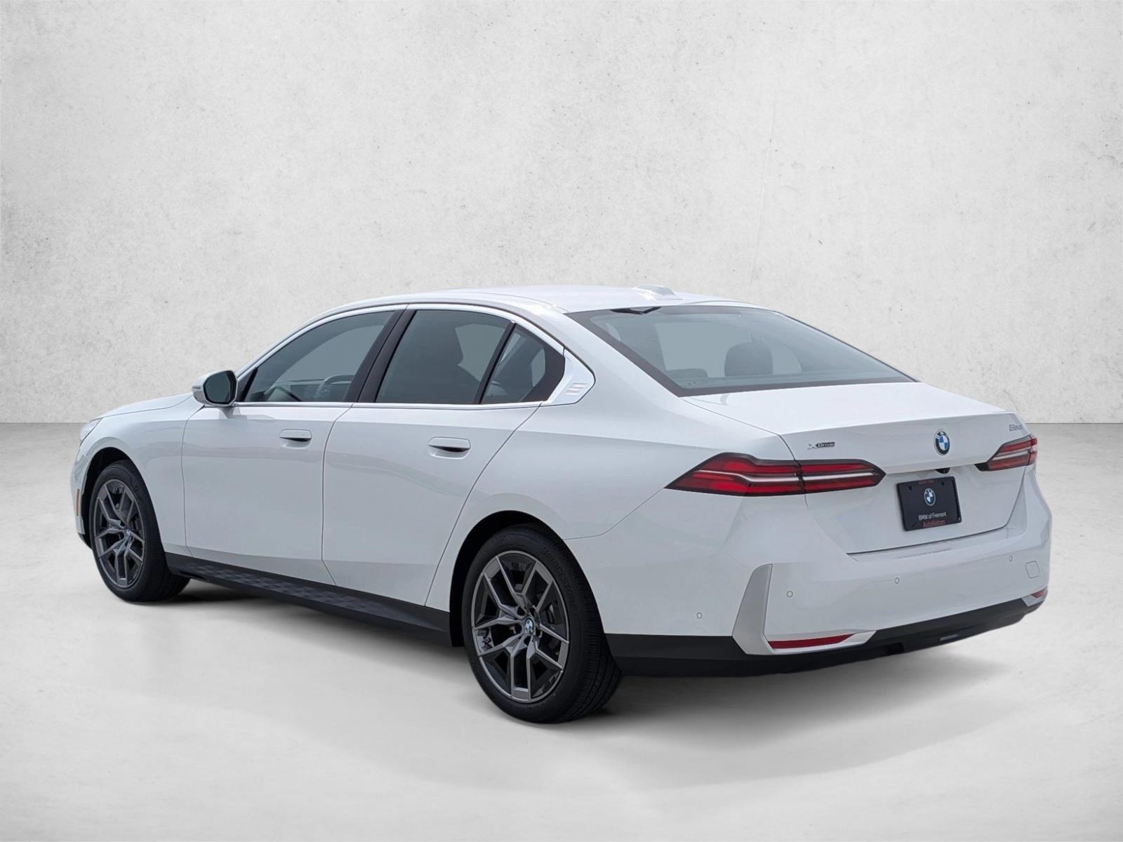 2026 BMW 5 Series 530i - Photo 8