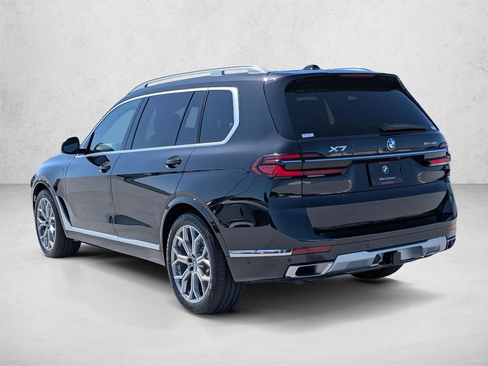 2026 BMW X7 xDrive40i photo 3