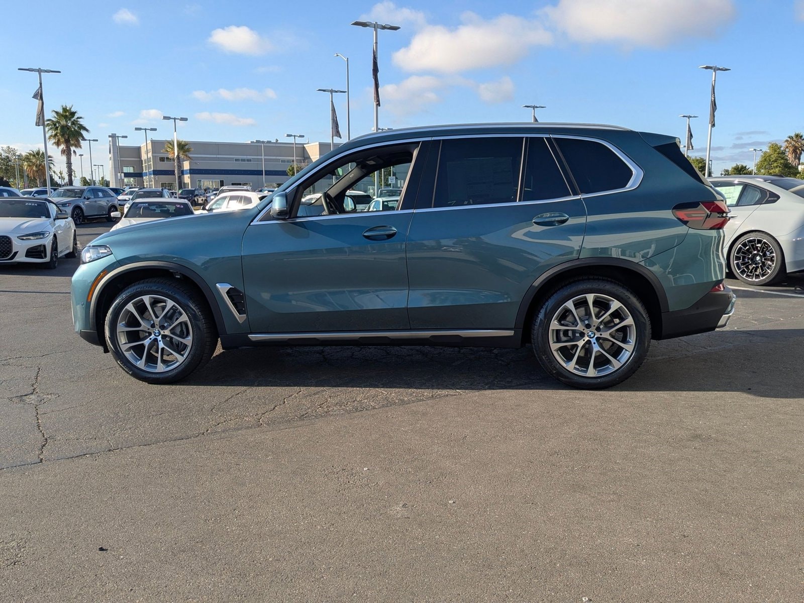 2026 BMW X5 xDrive40i photo 5