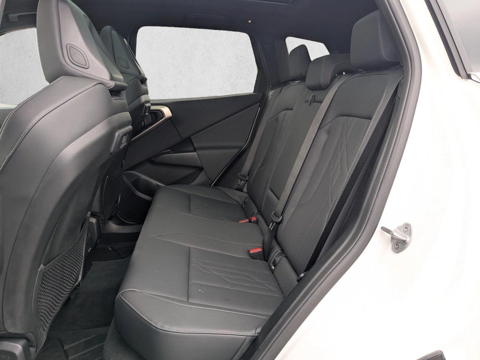 2025 BMW X3 30 - Photo 18