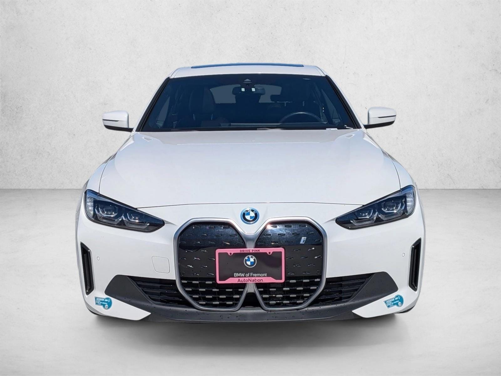 2023 BMW i4 eDrive40 photo 2