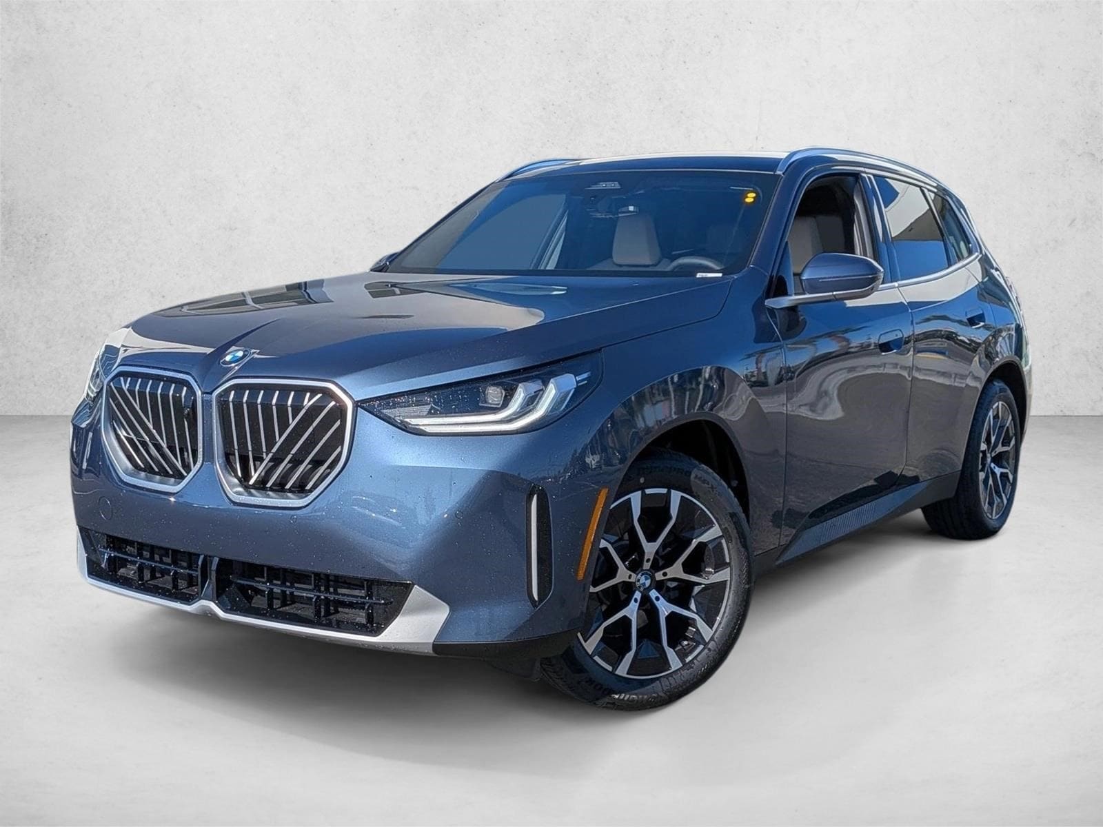 2026 BMW X3 30's photo